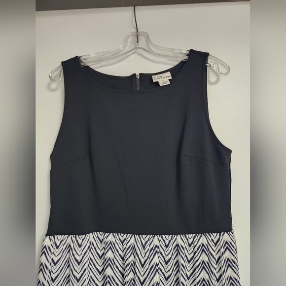 Isani for Target Patterned Dress - Picture 7 of 7